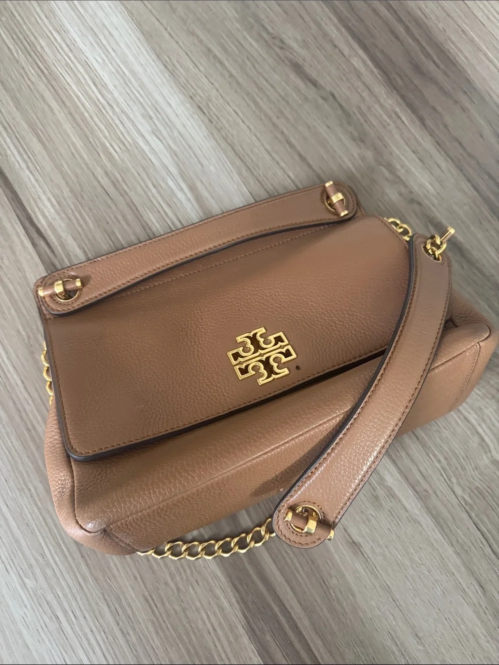Tory Burch Tan Pebbled Leather Shoulder Bag with Gold Hardware
